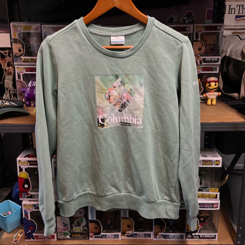 Columbia Woman’s Green Crewneck